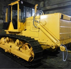 Бульдозер после капитального ремонта Б10