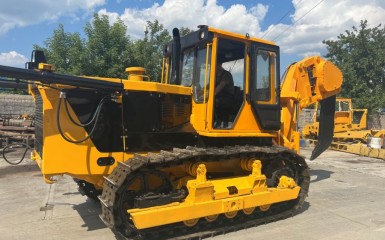 Трактор т10м после кап ремонта с навесным оборудование пвг-1 (навеска новая)